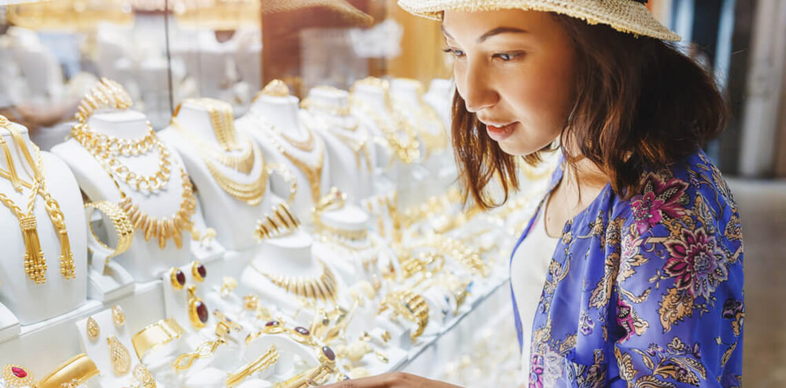 Read more about the article Need Gifts for Eid? The Dubai Gold Souk Extension Has Everything You Need